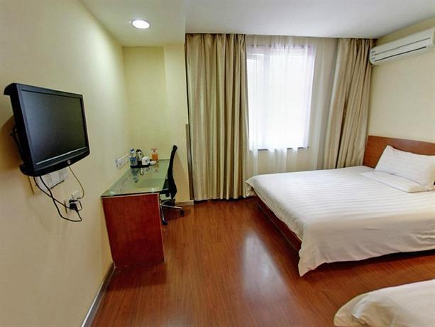 Hanting Express Shanghai Xiangyang Road