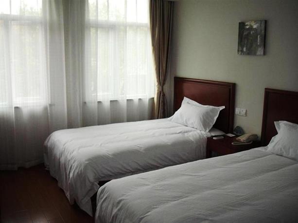 GreenTree Inn Shanghai South Railway Station Luoxiang Road Shell Hotel