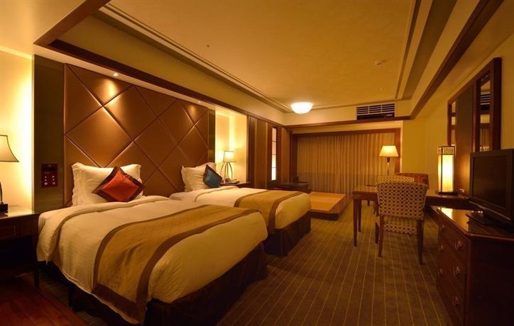 Okinawa Spa Resort EXES