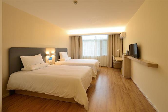 Hanting Express Shanghai Zhenping Rd