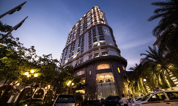 Super Hotel Candle Lotte Observation Deck Vietnam thumbnail