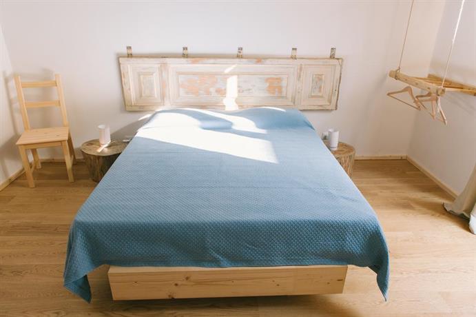 Eco Rooms Velacatania