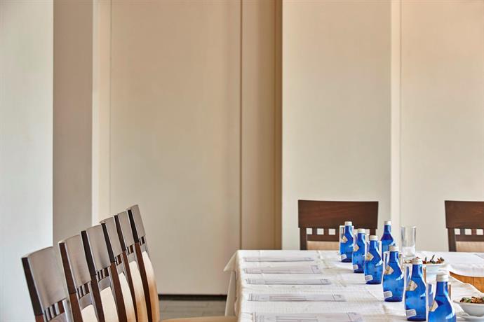 Lucy Hotel Chalkida