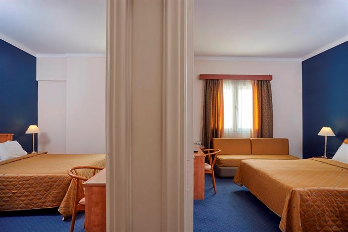 Lucy Hotel Chalkida