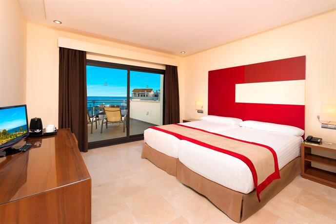 Estepona Hotel & Spa Resort