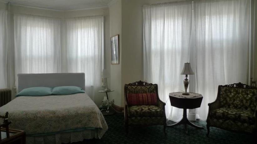 Fort Place Bed & Breakfast Staten Island United States thumbnail