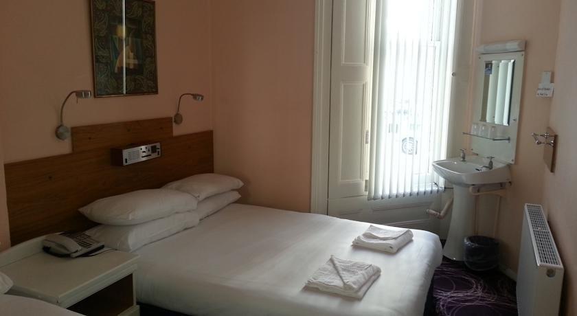 Manor Hotel London
