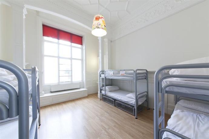 Astor Hyde Park Hostel