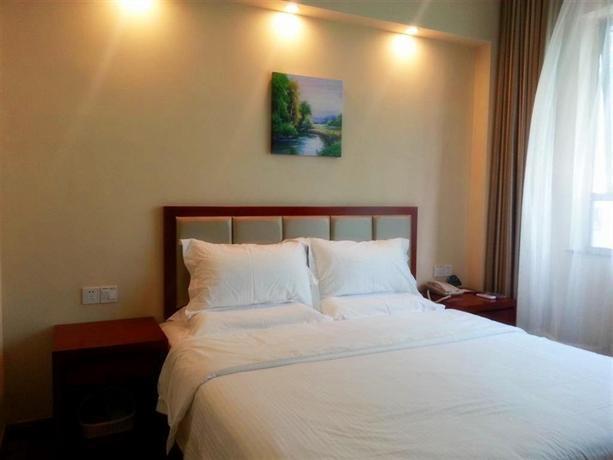 GreenTree Inn Shanghai PuDong New District YangSi Metro Station YangXin Road Shell Hotel