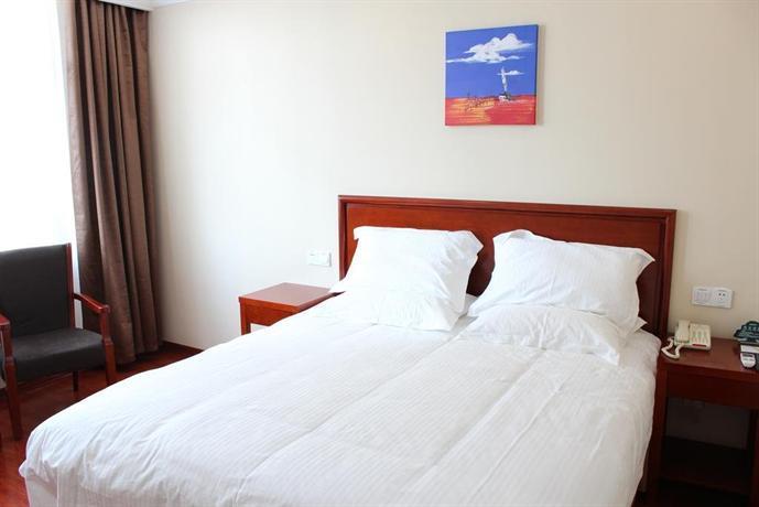 GreenTree Inn Shanghai PuDong New District YangSi Metro Station YangXin Road Shell Hotel
