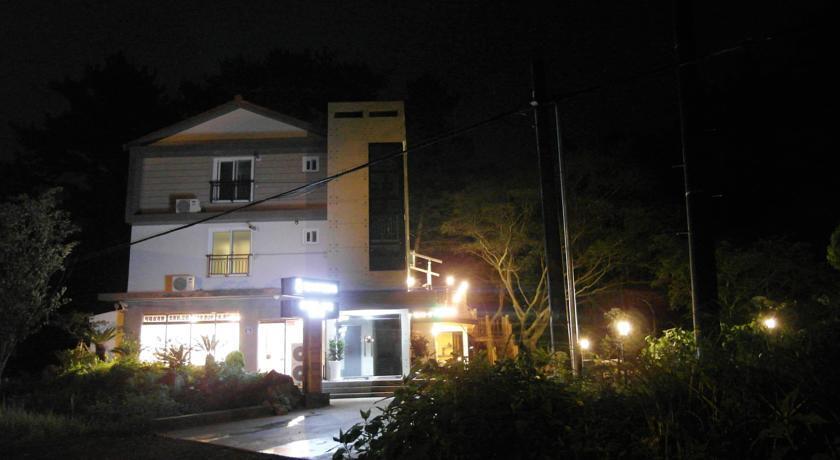 Ddorang Guesthouse Jeju Country Club South Korea thumbnail