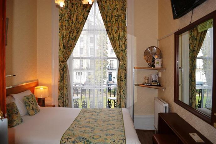 Falcon Hotel