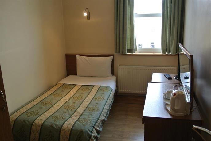 Carlton Hotel London
