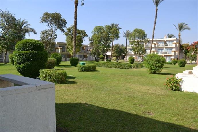 Pyramids Park Resort Cairo