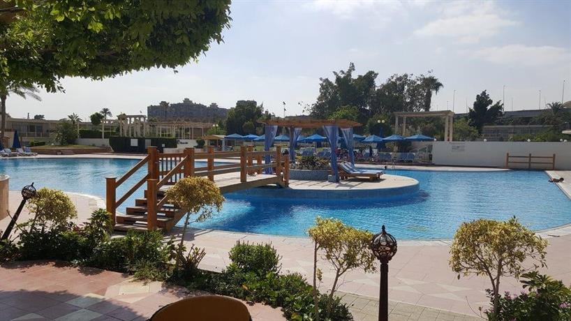 Pyramids Park Resort Cairo