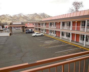 Econo Lodge Inn & Suites Winnemucca