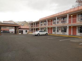 Econo Lodge Inn & Suites Winnemucca