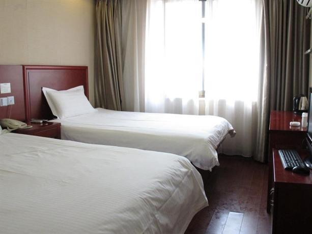 GreenTree Alliance JiangSu NanJing PuKou District ZhongSheng Street WenDe Road Metro Station Hotel