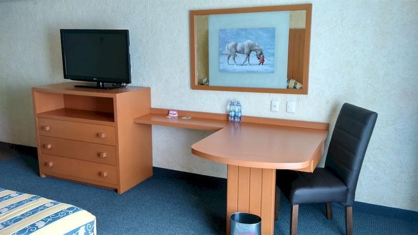 Hotel Flamingo Inn