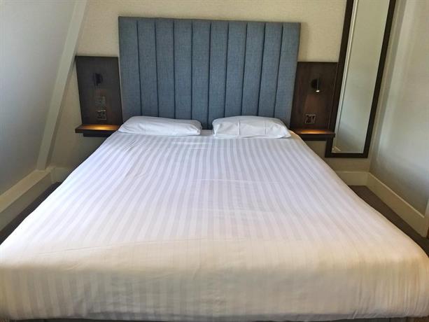 Garden Court Hotel London