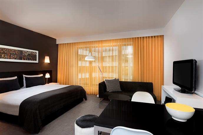 Adina Apartment Hotel Berlin Hackescher Markt