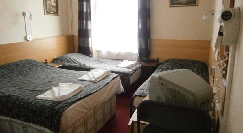 St George Hotel Paddington London