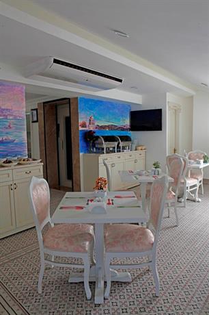 Leyenda Hotel