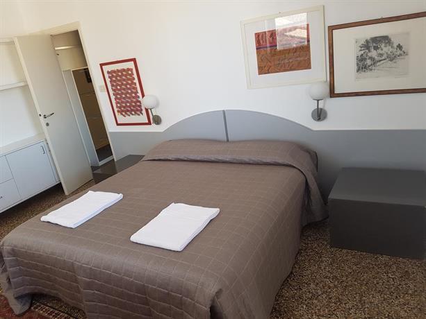 Venice Glass apartment