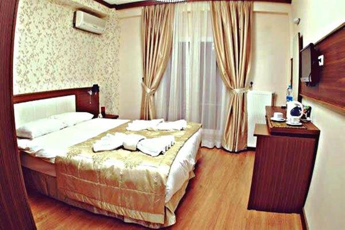 Flower Palace Hotel
