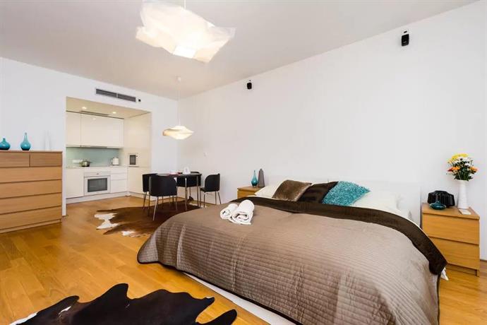 EMPIRENT Karlin Apartments