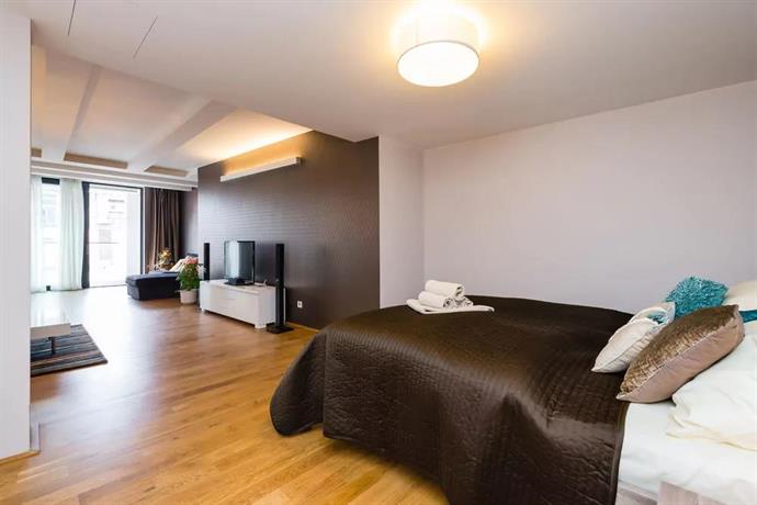 EMPIRENT Karlin Apartments