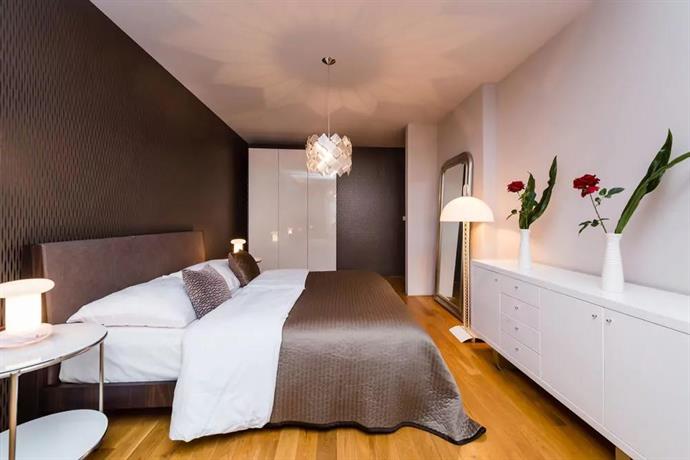 EMPIRENT Karlin Apartments