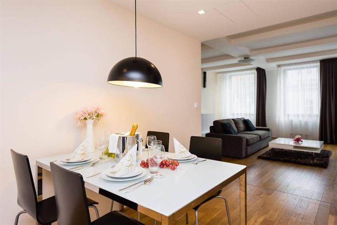 EMPIRENT Karlin Apartments