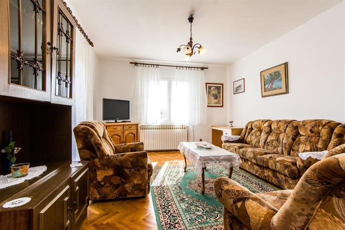 Apartments Ana Biograd na Moru