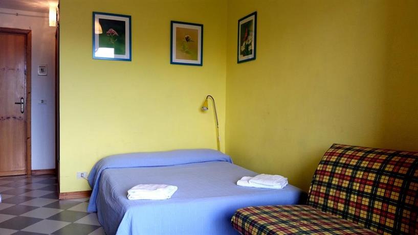 Comeinsicily Les Roches Noires