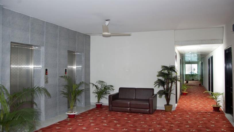 Sel Nibash Hotel & Serviced Apartments