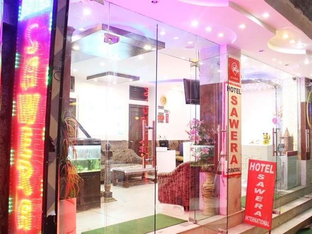 OYO Rooms Arakashan Road 7875