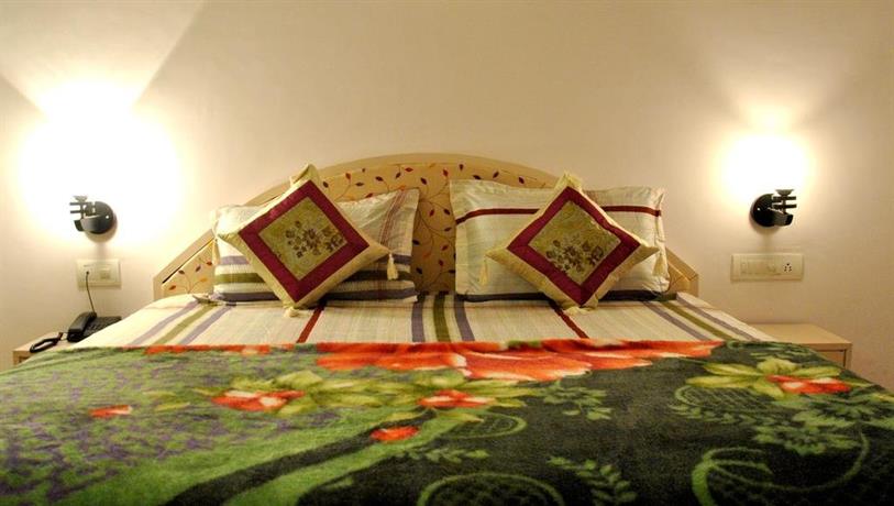 Paradise Luxury Home Stay