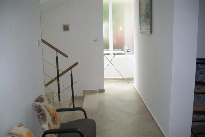 Villa Vesela