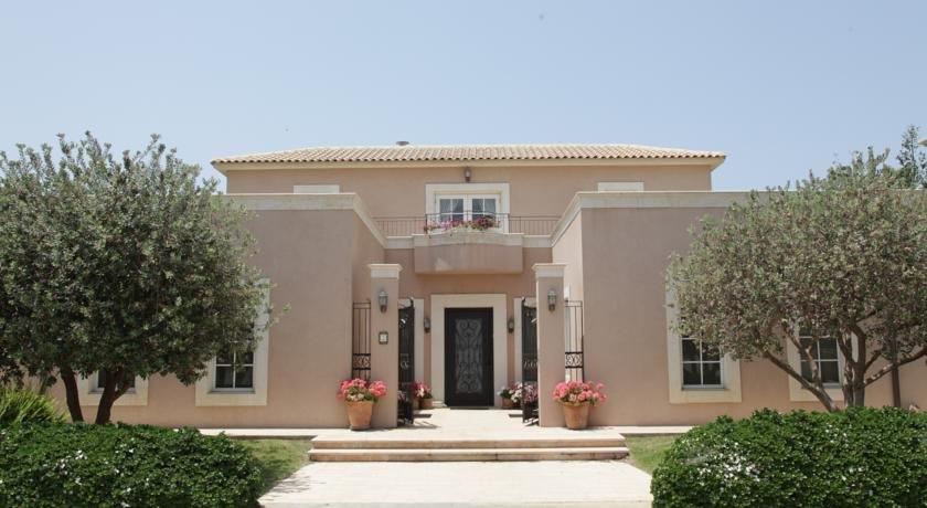 Casa Caesarea