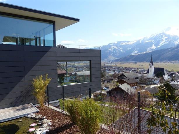 Glas House - Design Holiday Home