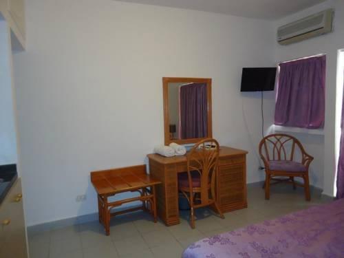 Aqualand Hotel & Resort