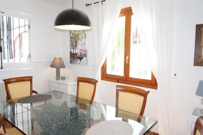 Villa Ortembach- Plusholidays