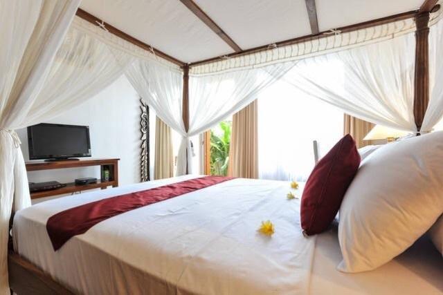 Villa Aviya