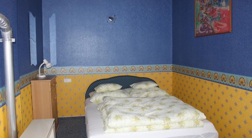Orwa apartmanok - Fenyofa koz