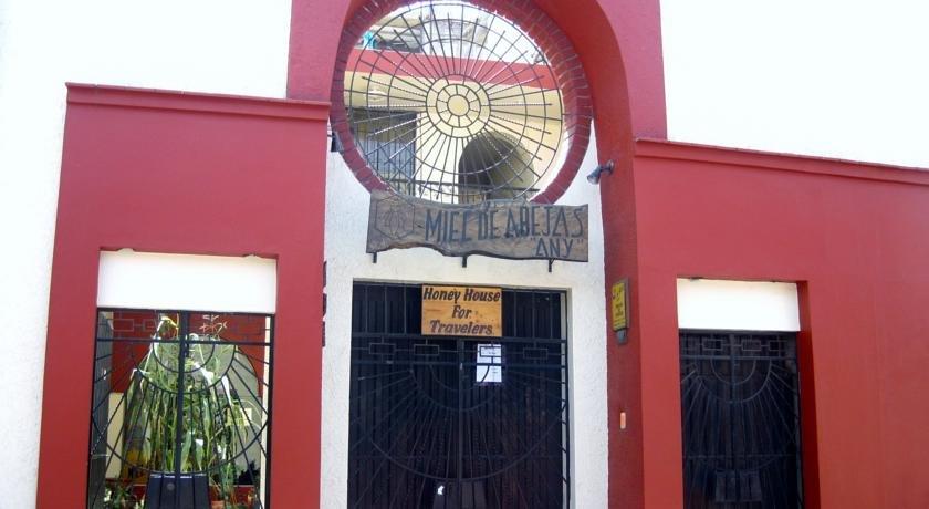 Honey House Arequipa