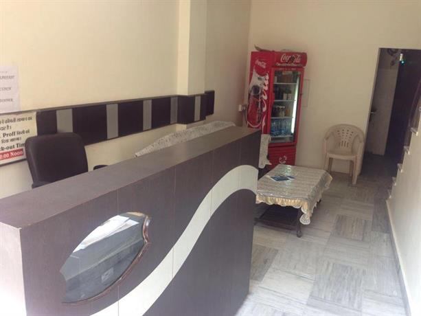 Raja Guest House