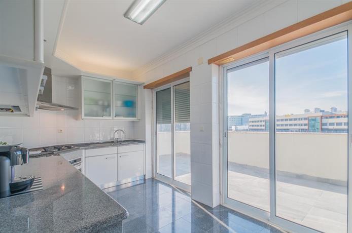 Exclusive Penthouse with Terrace & Garage