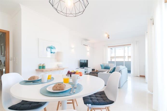 Exclusive Penthouse with Terrace & Garage