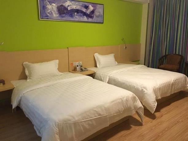 7 Days Inn Huizhou Longxi Town Branch